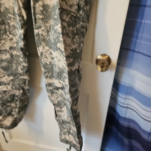 Acu Digital Camo Pants & Jacket MR - Picture 11 of 16